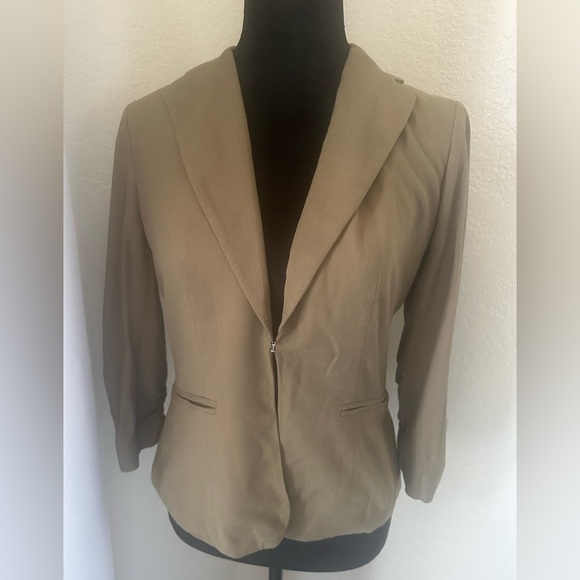 New York & Company Tan Tailored Blazer with Notched Lapels - Picture 1 of 7